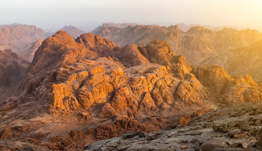 870×500#view-from-mount-sinai-sunrise-beautiful-mountain-landscape-egypt#cropped